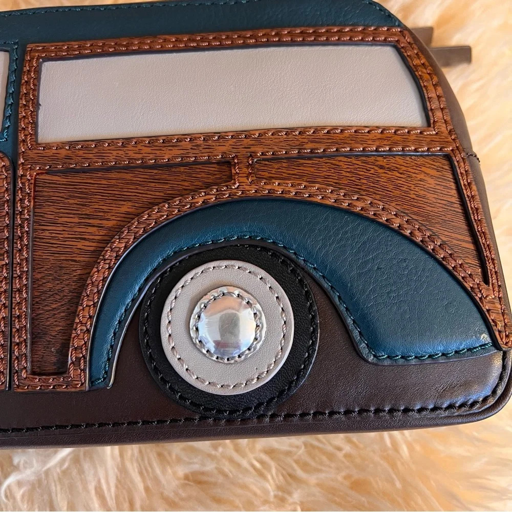 NWT Kate Spade 2012 Knock On Wood Car Clutch - Picture 5 of 12
